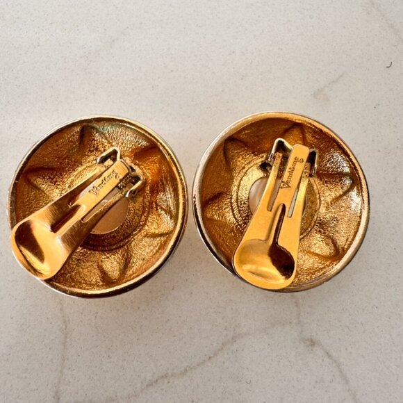 Vintage 1980's Vendome Gold/Pearl Clip-On Earrings - Picture 2 of 3